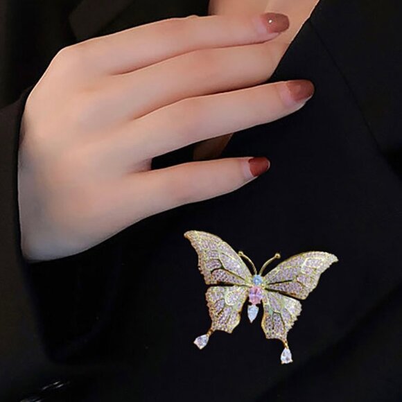 Butterfly Brooch Zircon Butterfly Brooch 18K Gold Plated - Picture 4 of 4